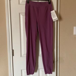 Adapted State High-Rise Jogger Vintage Plum